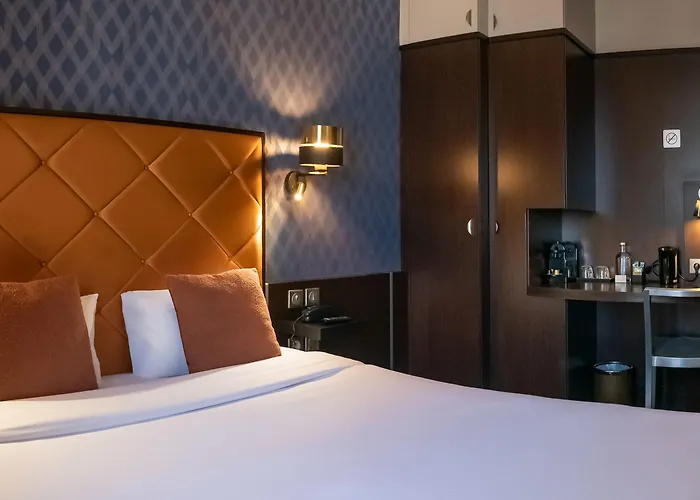 Du Parc Montparnasse 3*